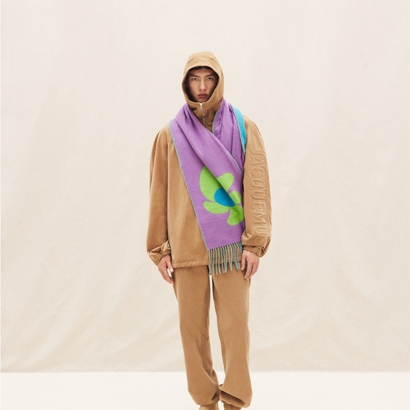 Virgin wool Zacquemus reversible scarf - Picture 9 of 9